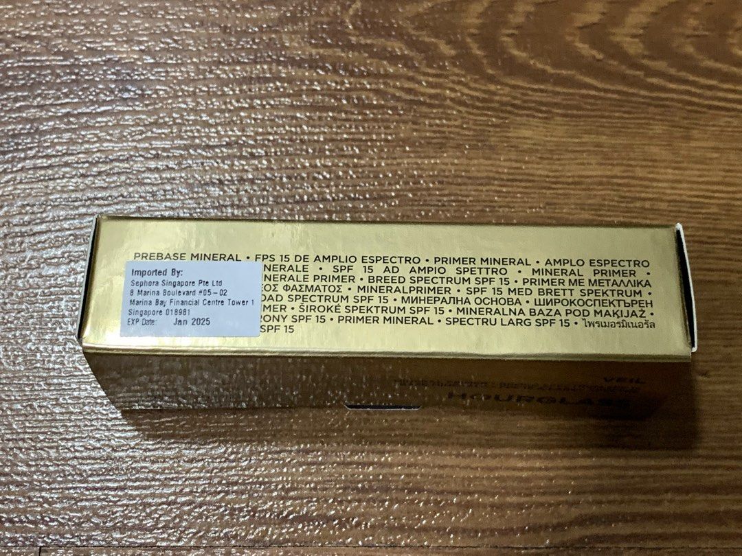 Hourglass veil mineral primer singapore deals