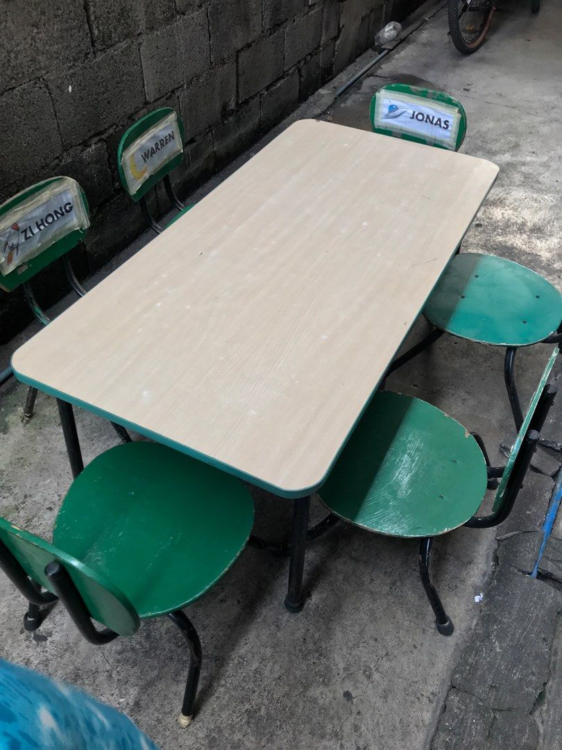 Kids table hotsell for 6