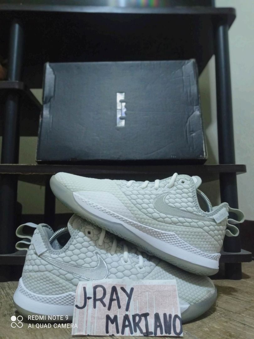 lebron witness iii white