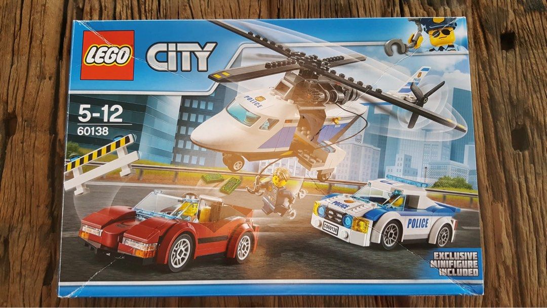 Lego police high speed chase hotsell