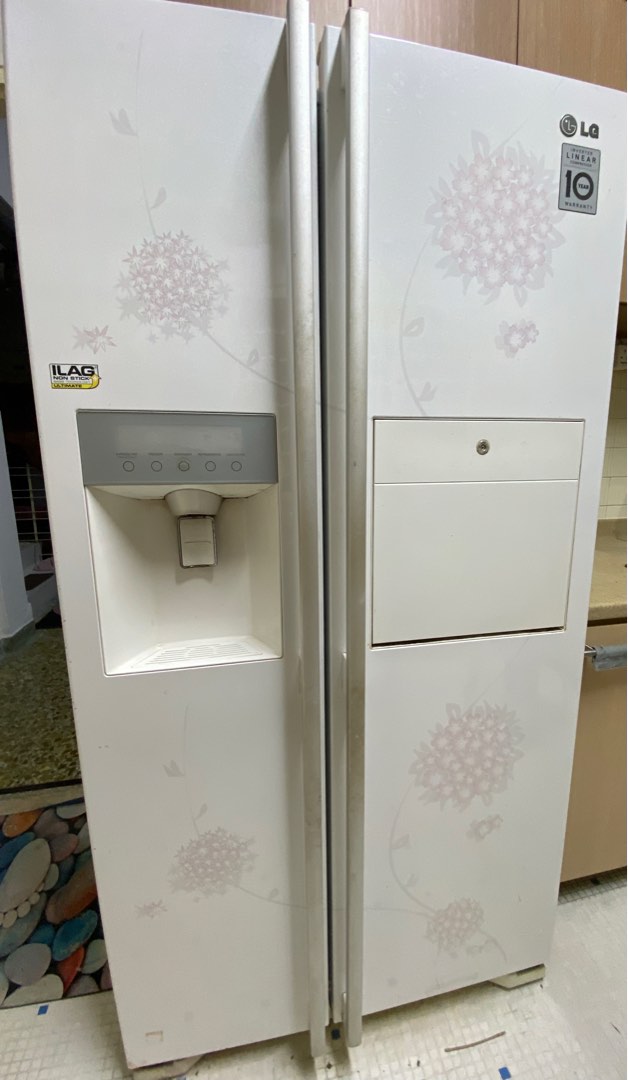 LG INVERTER 12yrs and running well, TV & Home Appliances, Kitchen