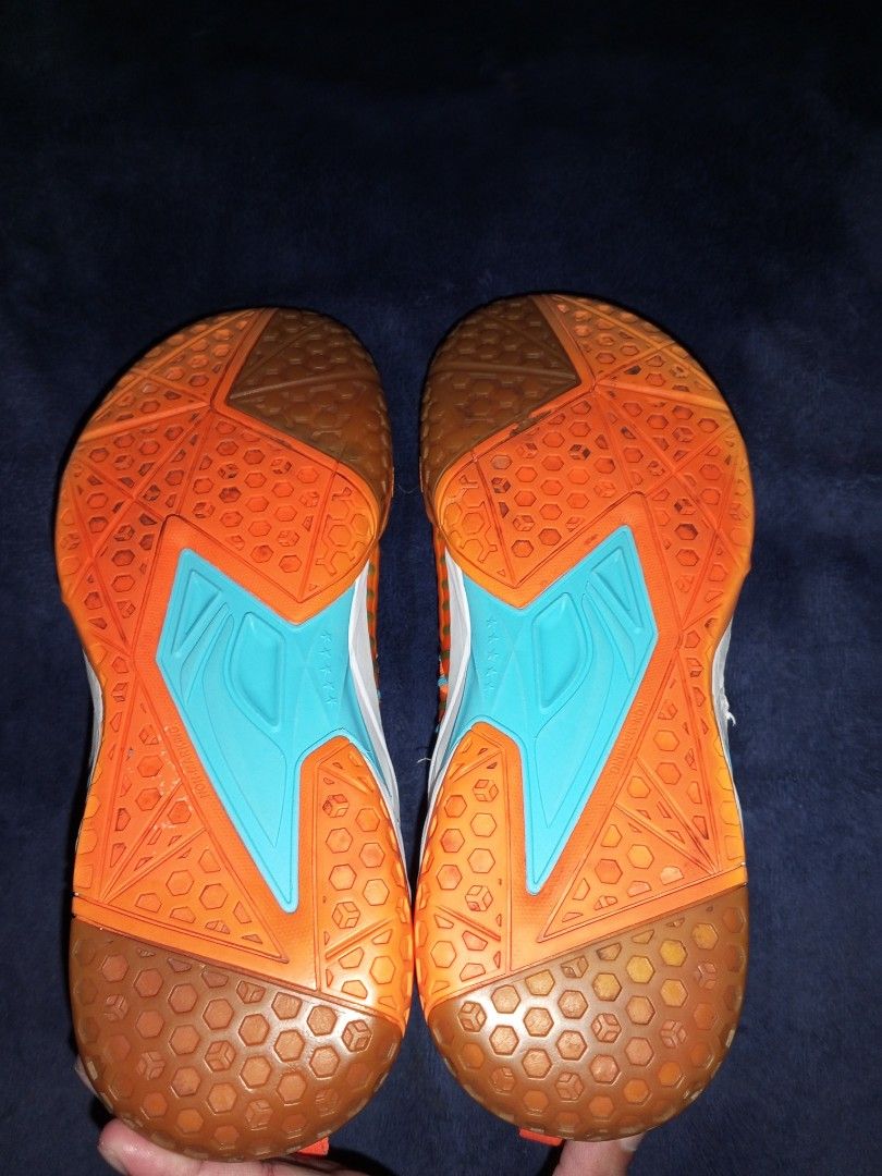Lining Badminton Shoes, Men's Fashion, Footwear, Sneakers on Carousell