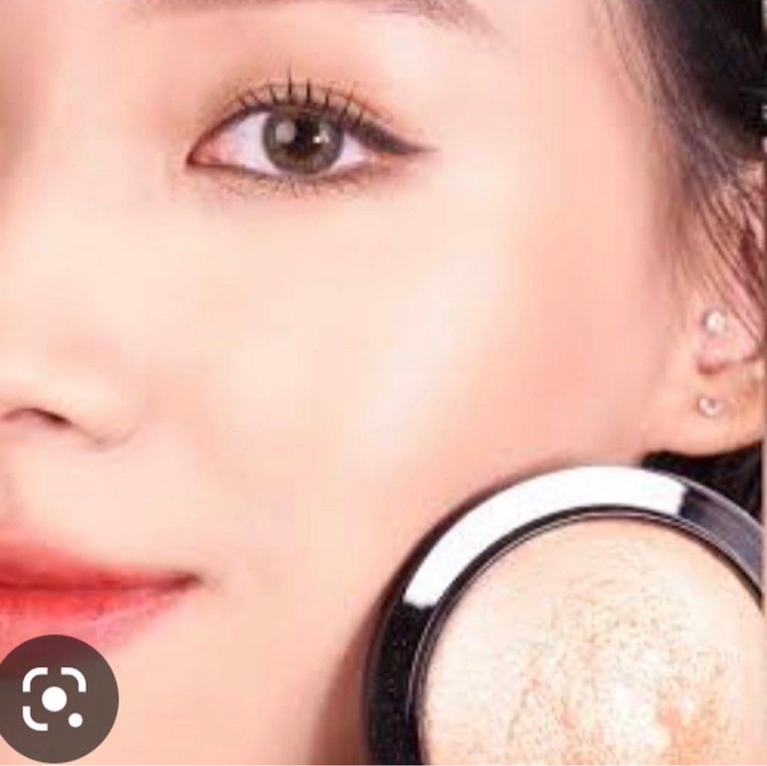MAC mineralize skin finish highlighter (Category: Makeup) located in Quezon City. Submitted by girlboss_mnl (Listing ID 1218538571, Image 3). Description: ✨M A C Mineralize Skin Finish Shade: Bling me to life BRANDNEW - Full size Php1,200 only! (Retails for Php2,650).