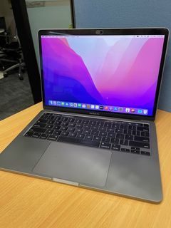 MacBook Pro 13inch (2020)