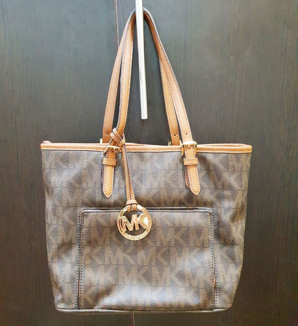 Michael Kors Jet Set Medium Snap Pocket Tote Monogram Authentic