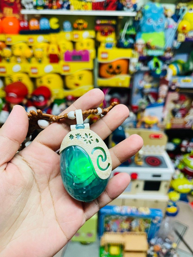 Disney moana's outlet magical seashell necklace