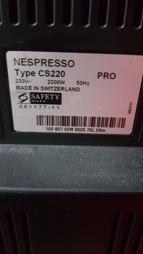 Nespresso Espresso machine, made in Switzerland . 200, TV & Home