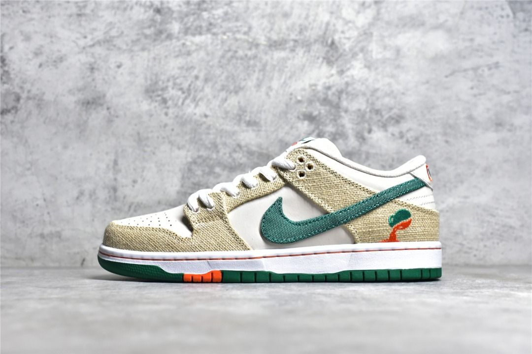 Nike SB Dunk Low Jarritos Beige green shoes, Men's Fashion, Footwear,  Sneakers on Carousell