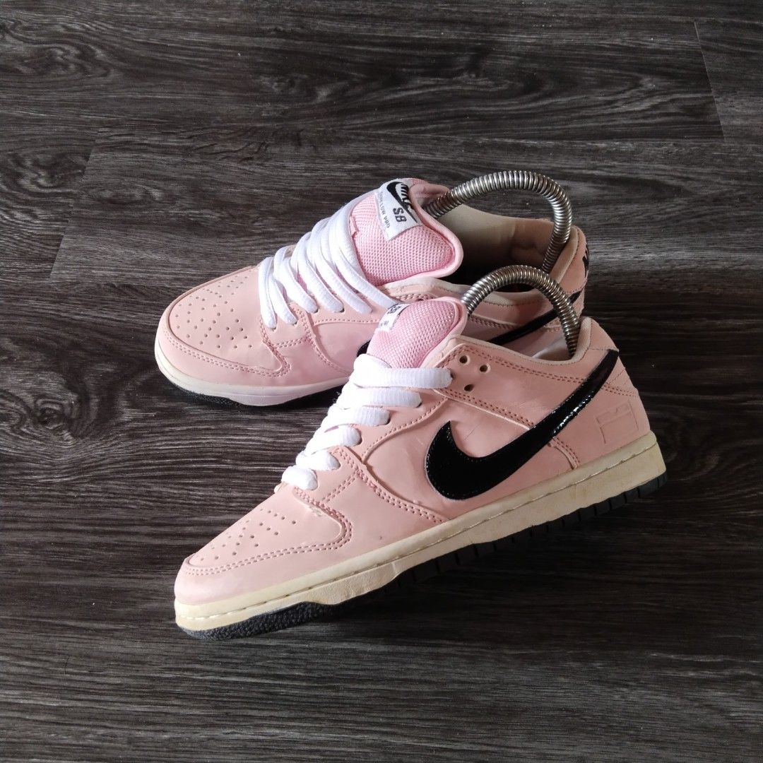 Nike sb pink box sales