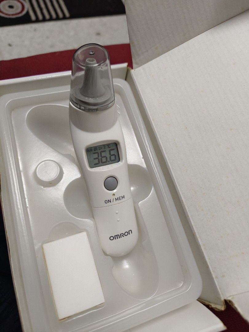 Omron Ear Thermometer TH839S, Health & Nutrition, Thermometers on