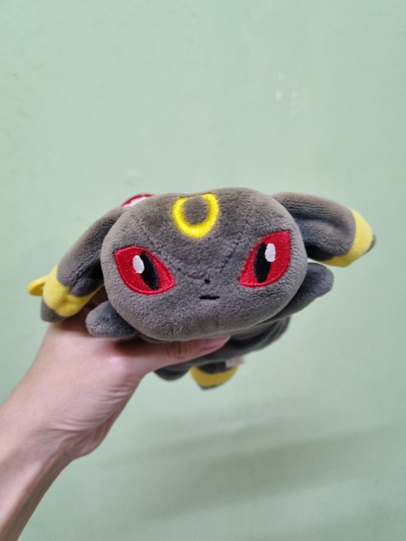 Umbreon 2025 sleeping plush