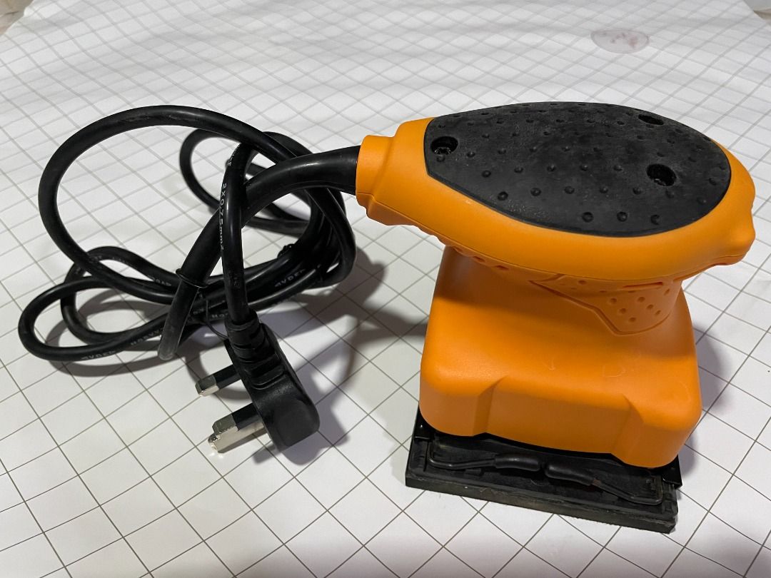 Palm Sander, Furniture & Home Living, Home Improvement & Organisation