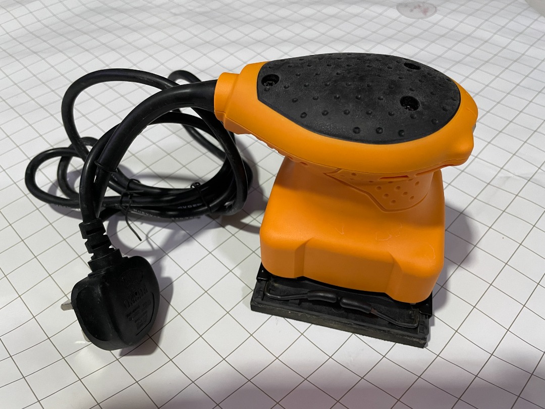 Palm Sander, Furniture & Home Living, Home Improvement & Organisation