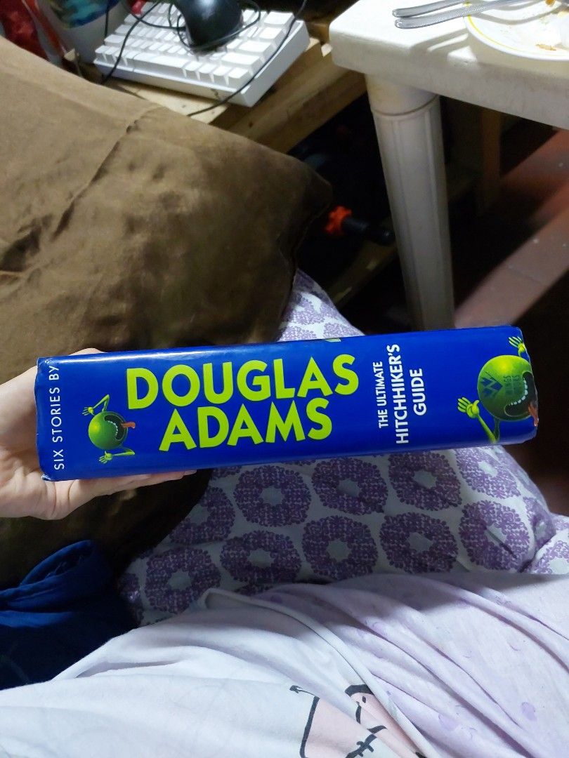 RARE 1996 The Ultimate Hitchhiker's Guide by Douglas Adams Omnibus RARE