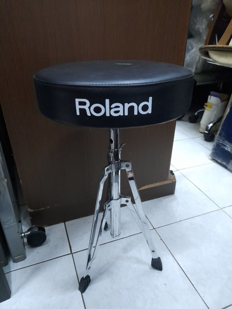 Roland drums chair on Carousell