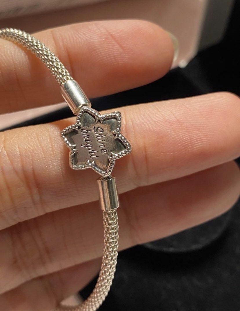 PANDORA Shine Bright Snowflake Bracelet 17cm - Sterling Silver With 4 Charm  for sale online | eBay