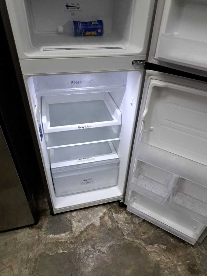 Samsung Refrigerator Fridge inverter 234L net warranty 2months, TV