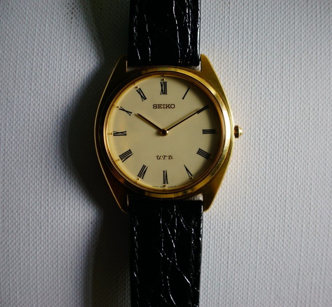 Seiko thin clearance dress watch