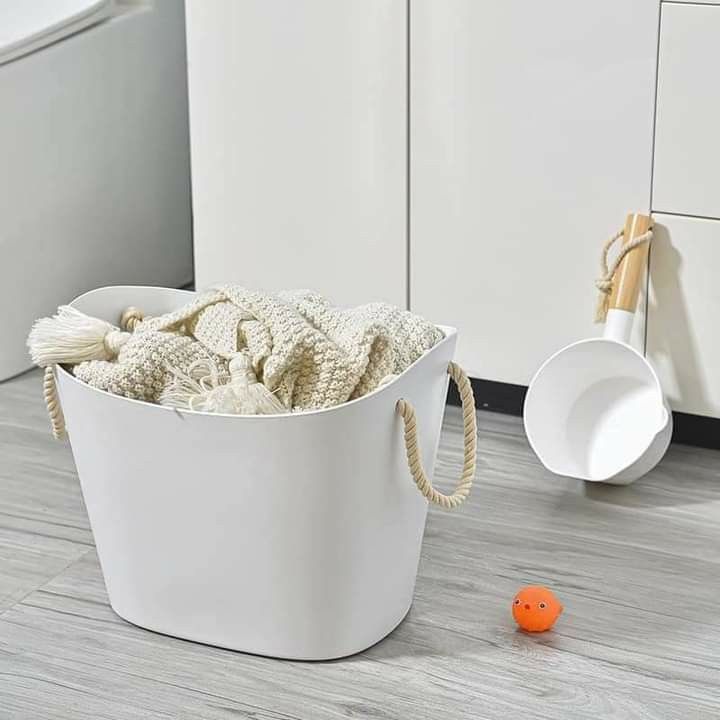 set flexible white timba &tabo set (Category: Bathroom & Kitchen Fixtures) located in Manila. Submitted by minidivisoria (Listing ID 1218504912, Image 3). Description: set flexible white timba &tabo set tabo timba.