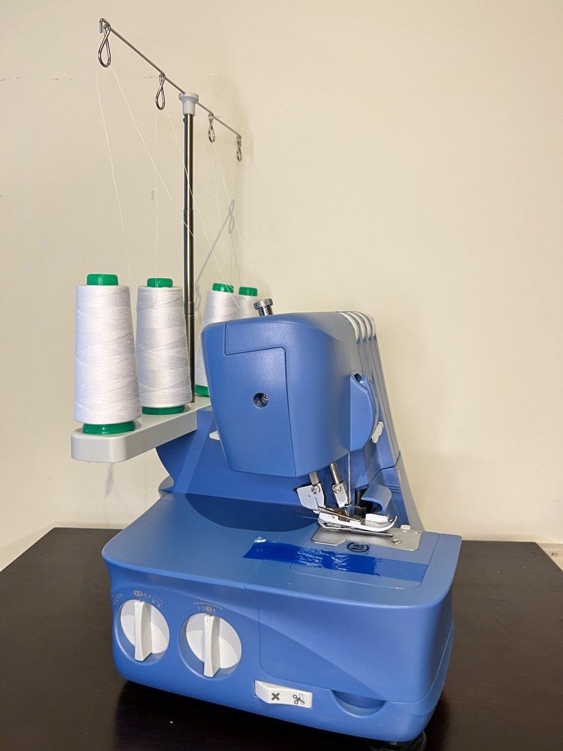 SINGER S0230 Serger Overlock Machine, TV & Home Appliances, Other