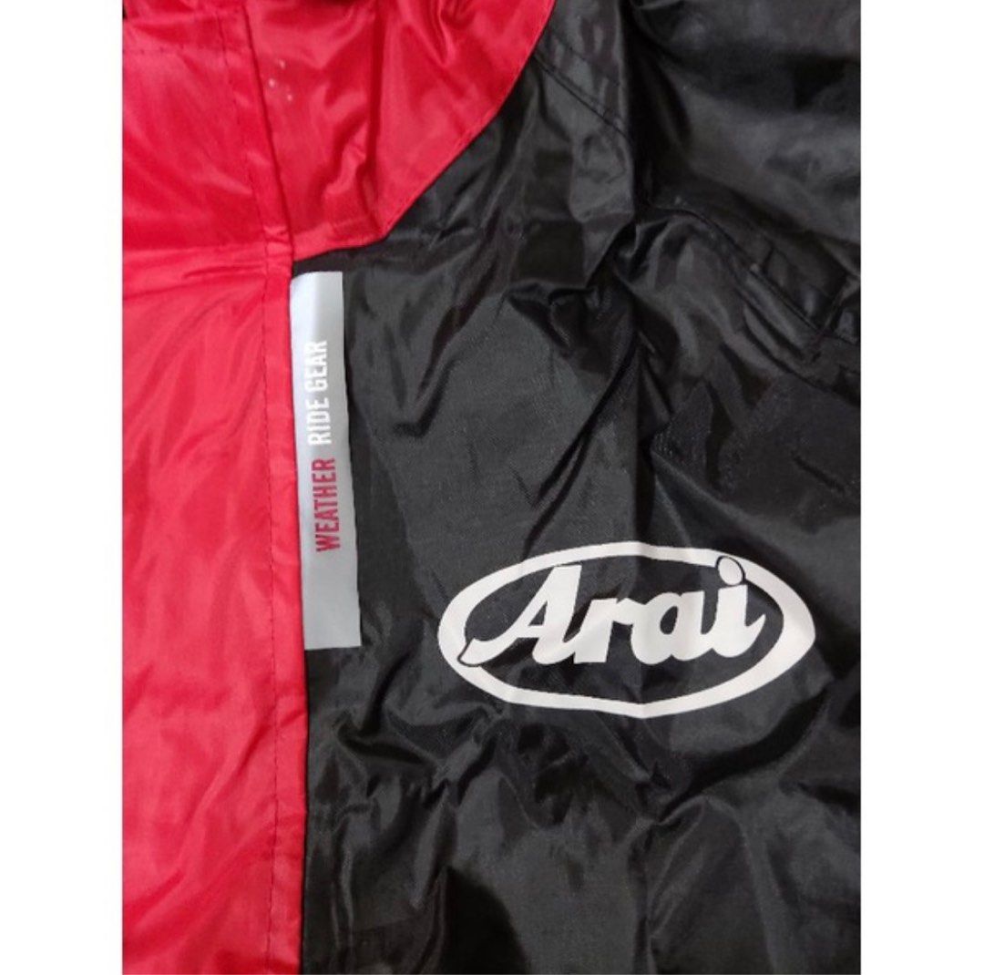 Size L Arai raincoat set (Category: Motorcycle Apparel) located in Singapore. Submitted by abcdefg150 (Listing ID 1218478444, Image 2). Description: Size L raincoat set except mine is blue Not using anymore Interested DM. Fast deal, can discount 👍 .