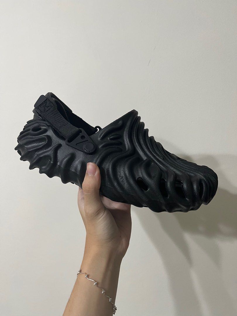 Supreme off white hotsell yeezy