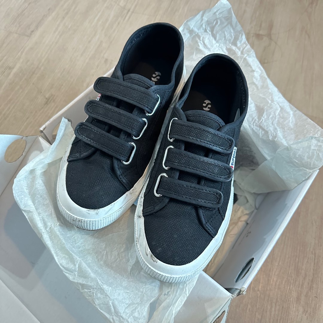 Superga velcro black top