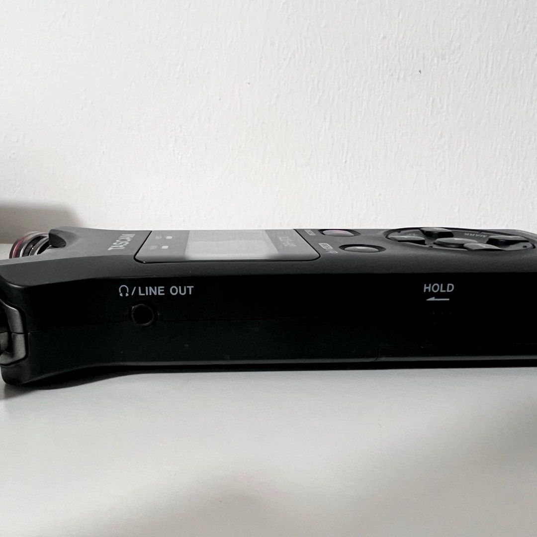 TASCAM DR07X Stereo Linear PCM Recorder with USB Audio Interface Handy