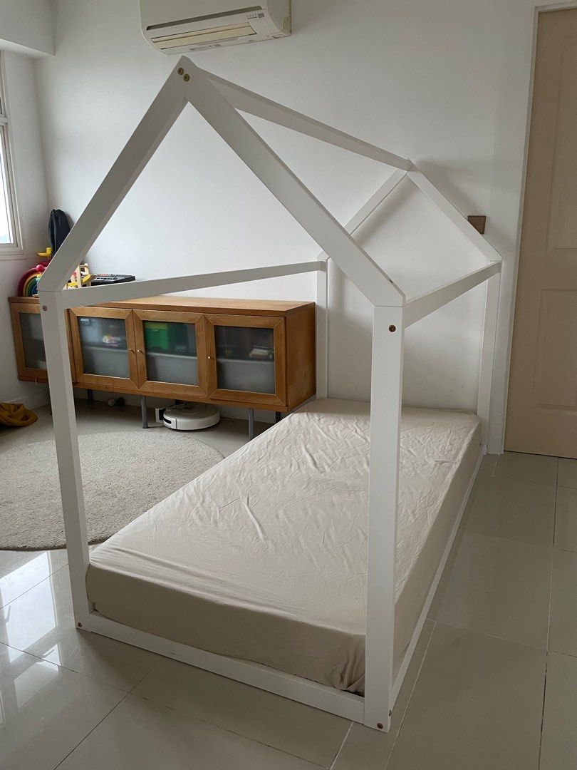 Teepee / Tent / House Bed, Babies & Kids, Baby Nursery & Kids Furniture