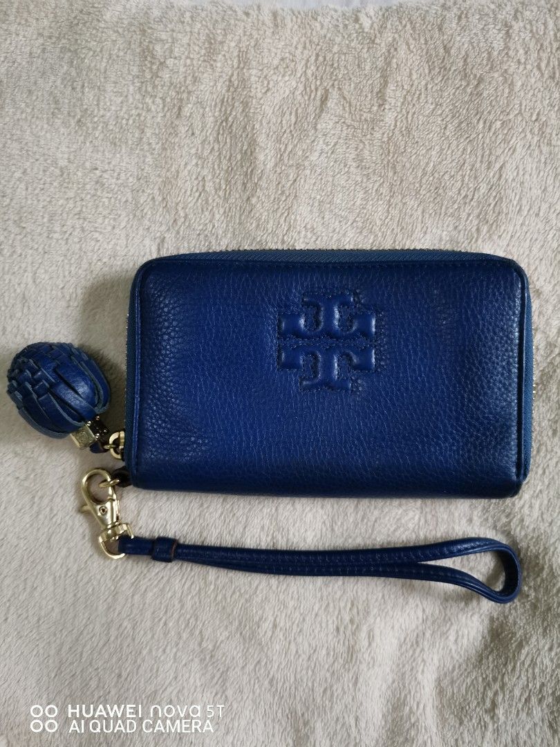 Tory Burch wallet on Carousell