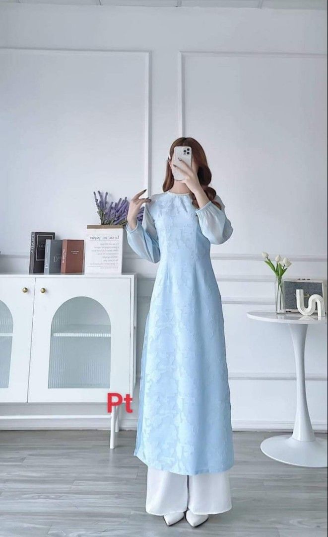 Traditional Vietnamese ao dai, Women's Fashion, Dresses & Sets, Traditional  & Ethnic wear on Carousell