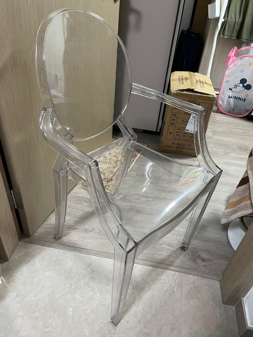 (Used)Plastic chair for sale, Furniture & Home Living, Furniture