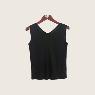 Vest basic hitam