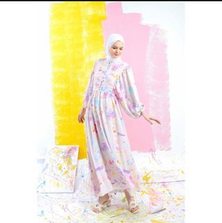 Wearing klamby primrose dress S/M