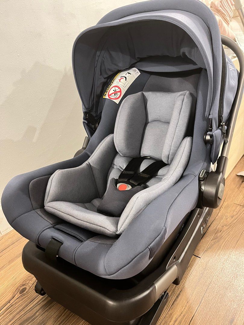 (With box) Nuna Pipa Lite LX with Isofix Base, Babies & Kids, Going Out