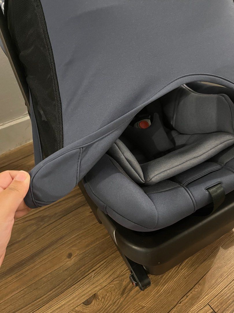 (With box) Nuna Pipa Lite LX with Isofix Base, Babies & Kids, Going Out