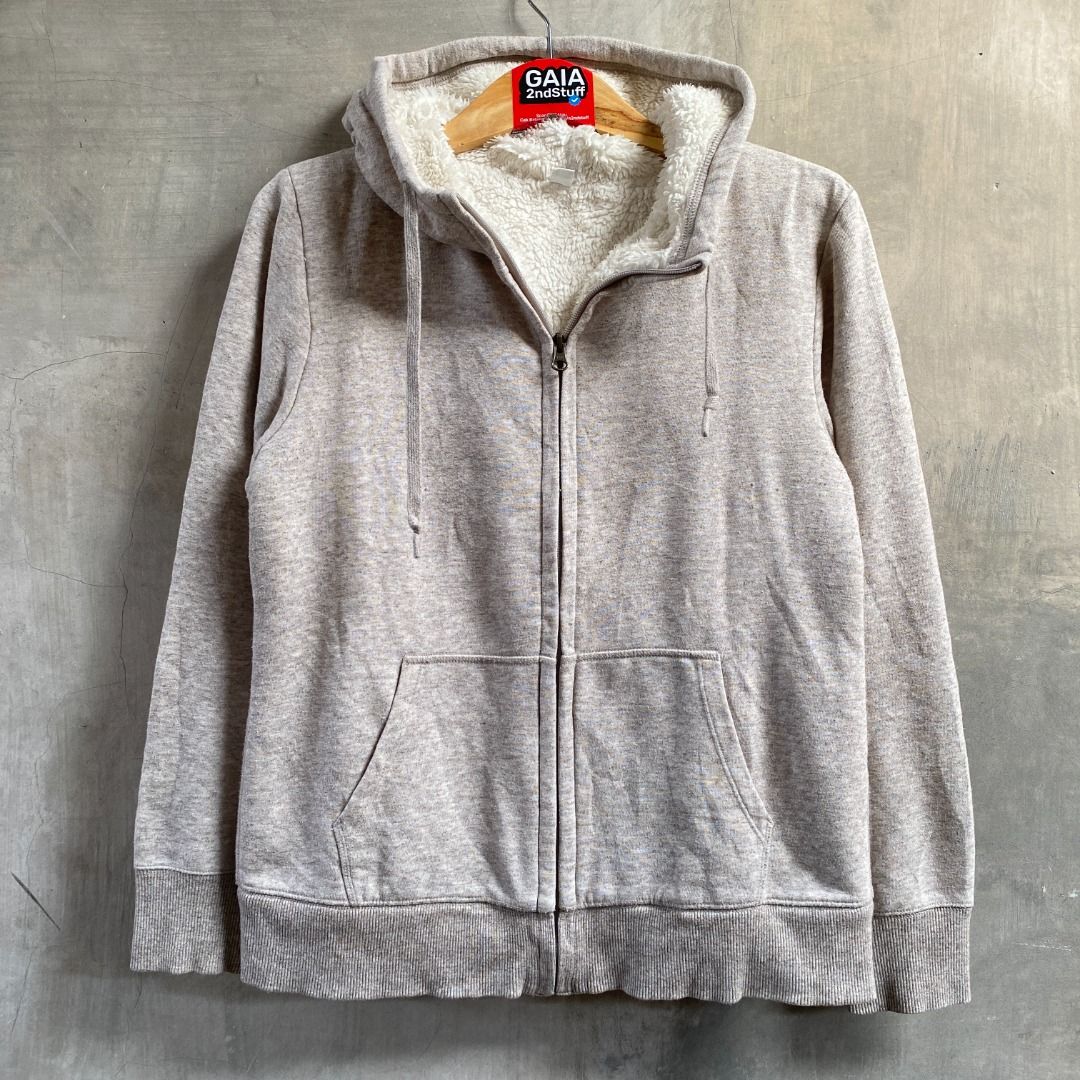 Harga zip sales hoodie uniqlo