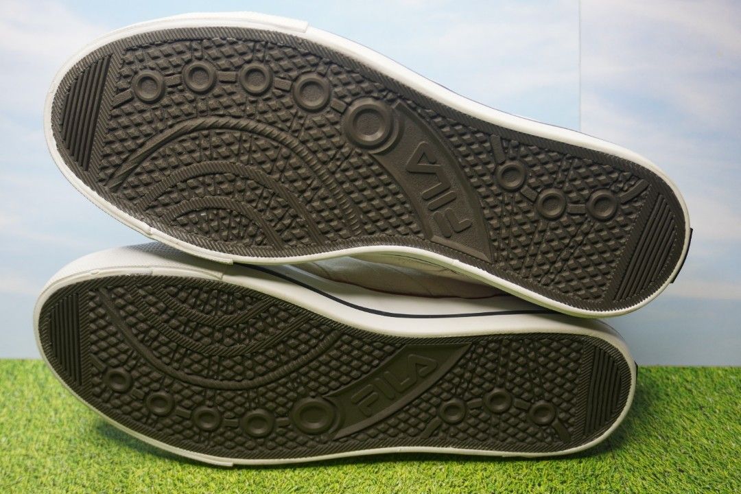 Fila on sale trainers 218