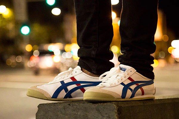 💙 Onitsuka Tiger Mexico 66 (Category: Sneakers) located in Singapore. Submitted by iwantthemalllll (Listing ID 1223610844, Image 1). Description: Condition as shown hence selling cheap! Authentic selling shoes only Not open to trades or negotiations No extra photos or measurements Self collection only at block stated Postage at additional cost ($1.80 nm, $3 rm, $5 courier) Meetups at mrt station only after payment made before confirmation.