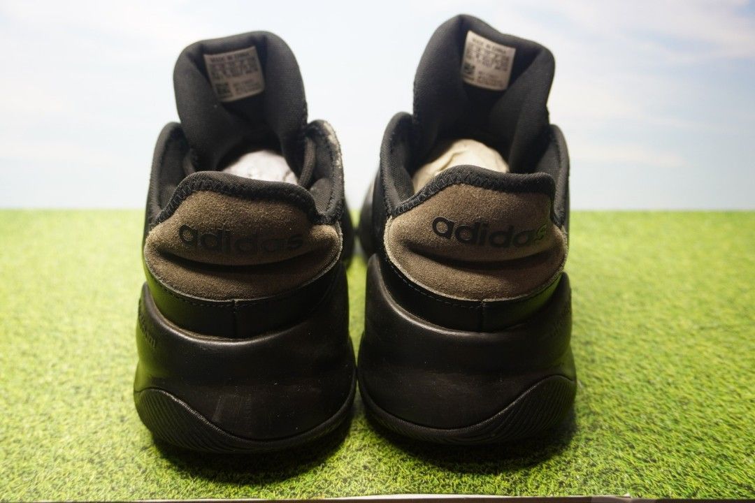 Adidas performance 2024 street flow