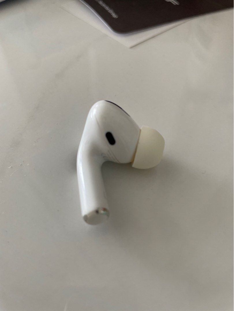 Airpod pro 1 Left ear A2084 左耳, 音響器材, 耳機- Carousell