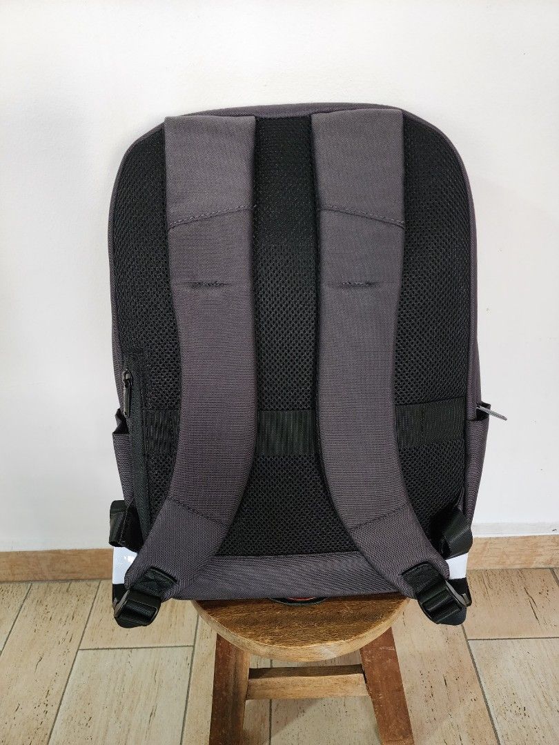 American Tourister Backpack, Men's Fashion, Bags, Backpacks on Carousell
