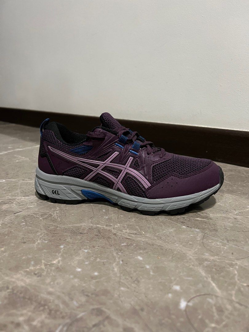 asics hiking shoes womens