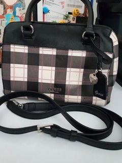 Authentic Guess small handbag