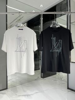 Authentic lV Towel Embroidered Skull T-Shirt