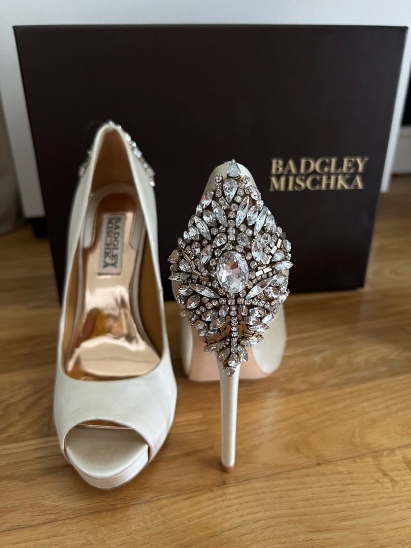 Badgley mischka kiara ivory discount