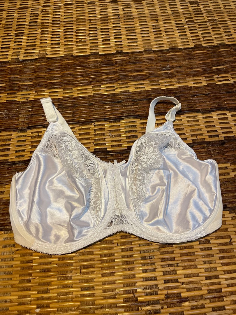 Bali 38DDD/38F, Women's Fashion, New Undergarments & Loungewear on ...