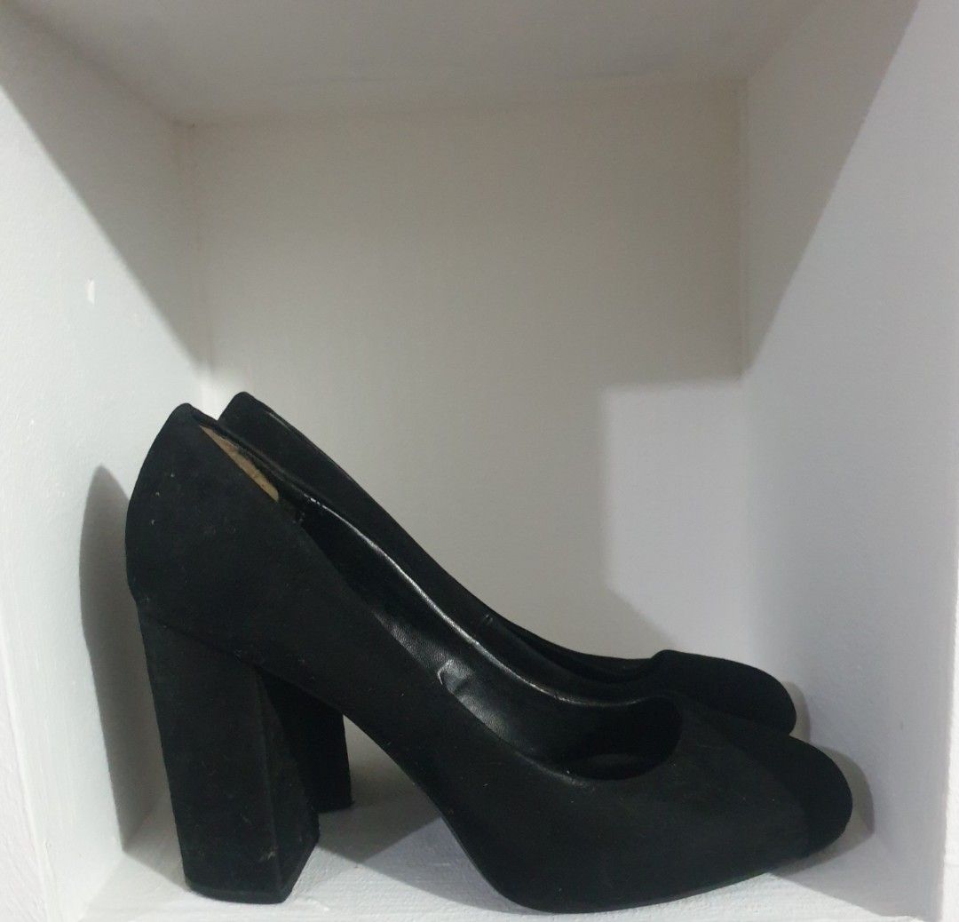 formal heels black