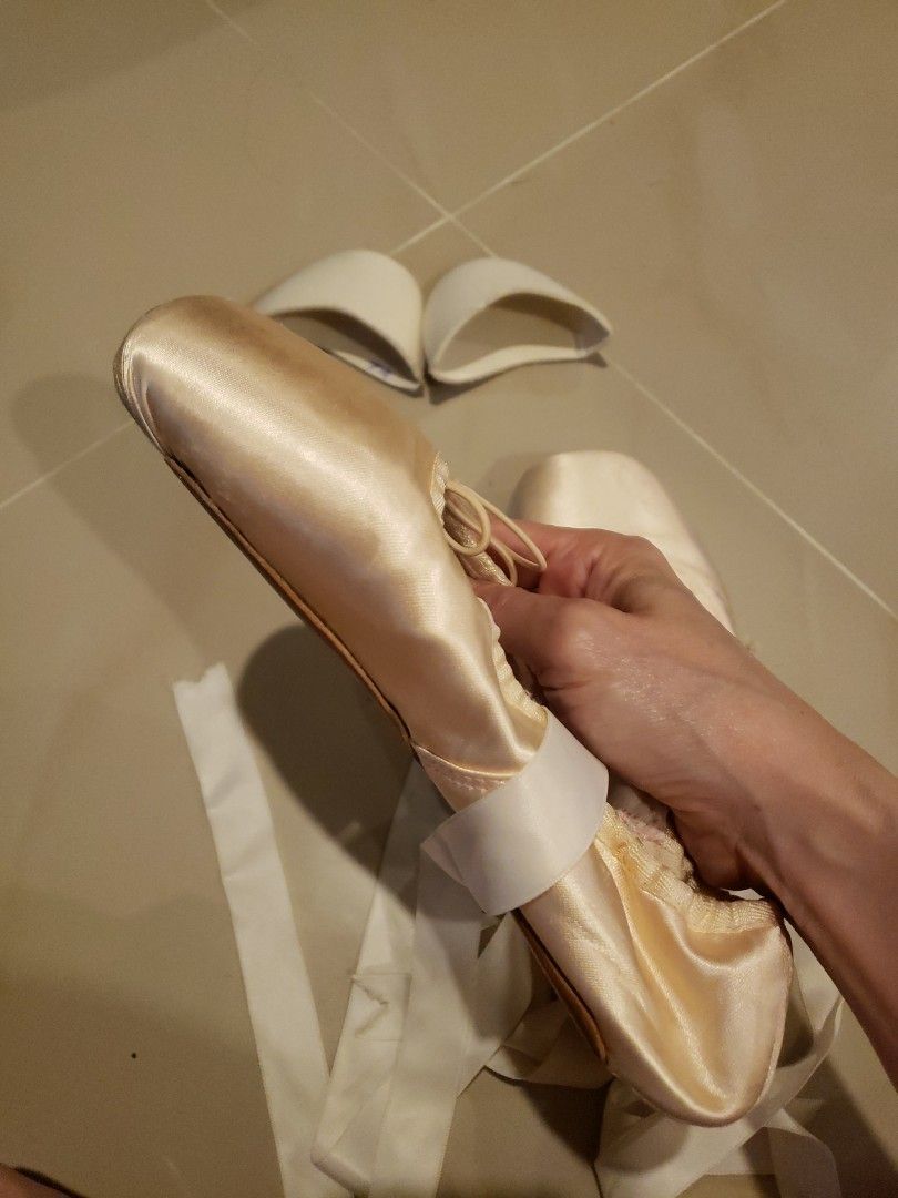 bloch ballet pointe shoes