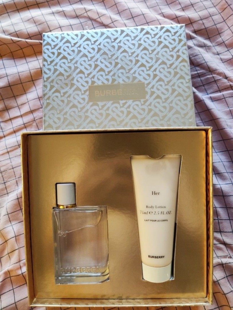 Burberry Her Perfume Gift Set, Beauty & Personal Care, Fragrance &  Deodorants on Carousell